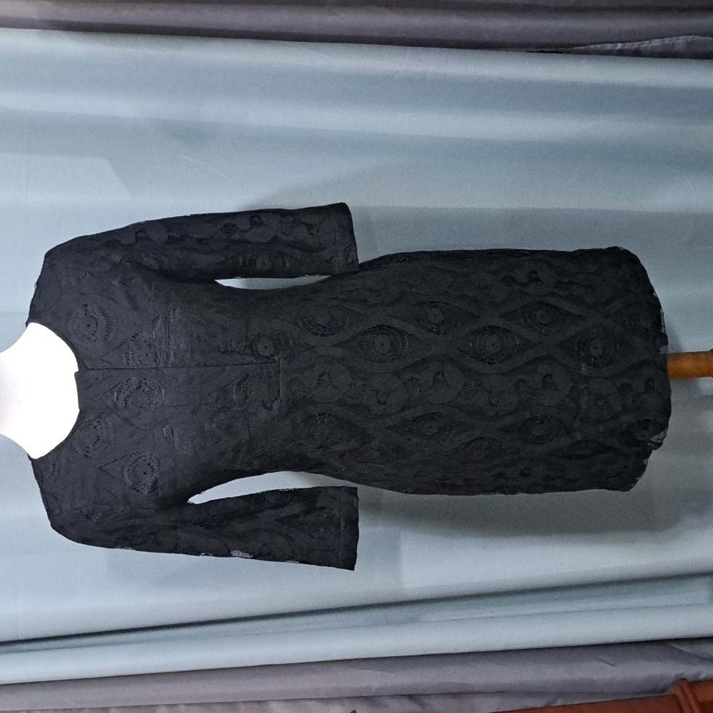 ANDREW MARC Black Lace Faux Leather accent Dress Size 4